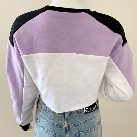 Dolls Kill Poster Grl Lavender Black & White Colorblock Cropped Sweatshirt - Picture 5 of 5
